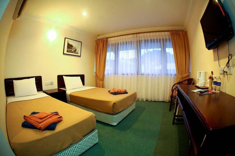Kampong Pasir Bogak Pangkor Sandy Beach Resort מראה חיצוני תמונה