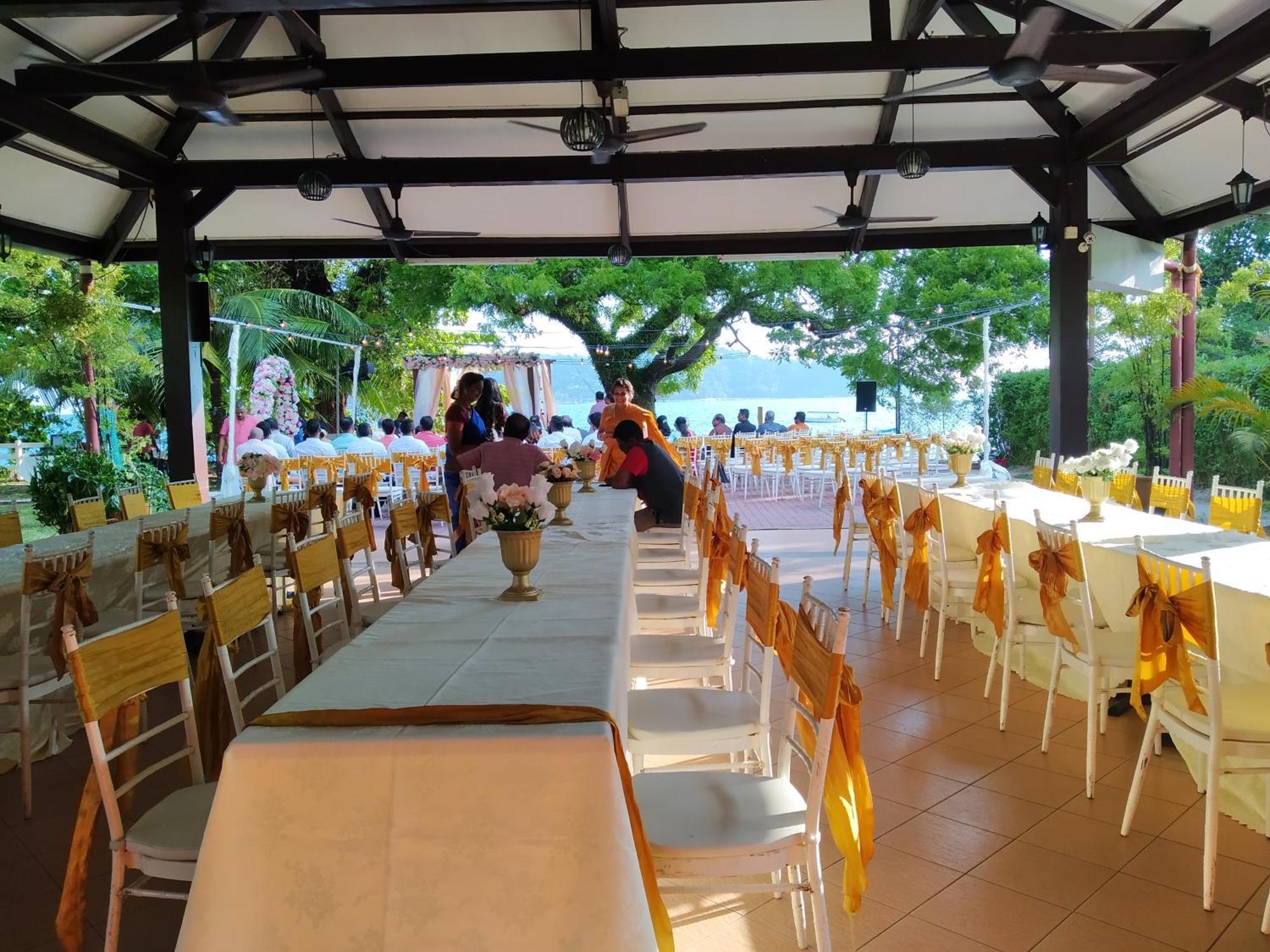 Kampong Pasir Bogak Pangkor Sandy Beach Resort מראה חיצוני תמונה