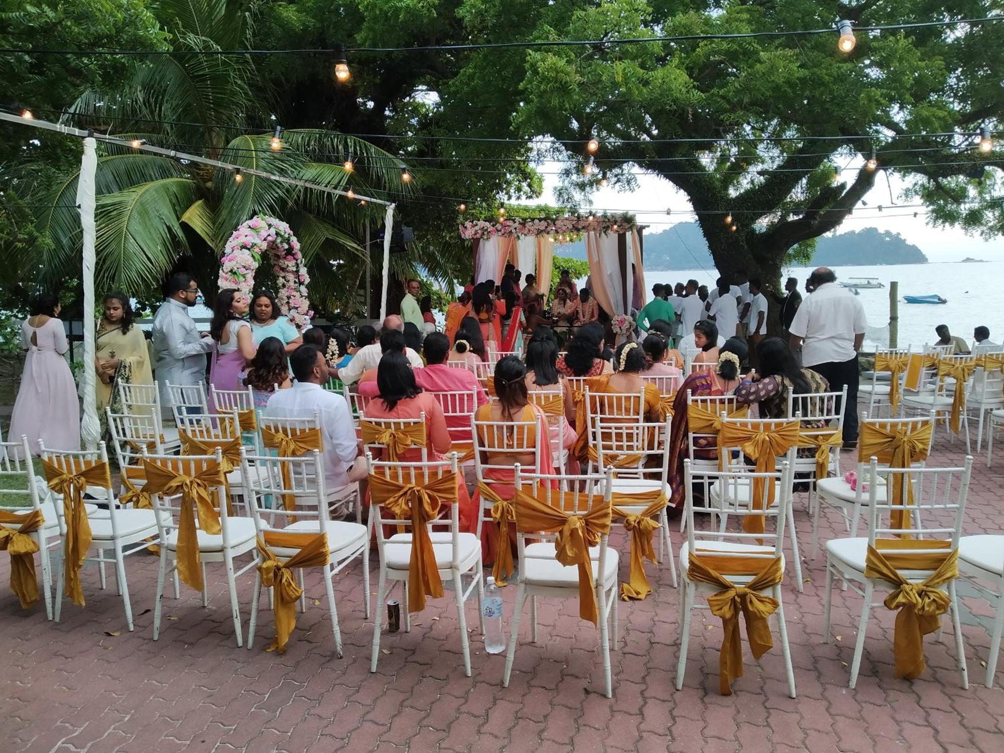 Kampong Pasir Bogak Pangkor Sandy Beach Resort מראה חיצוני תמונה