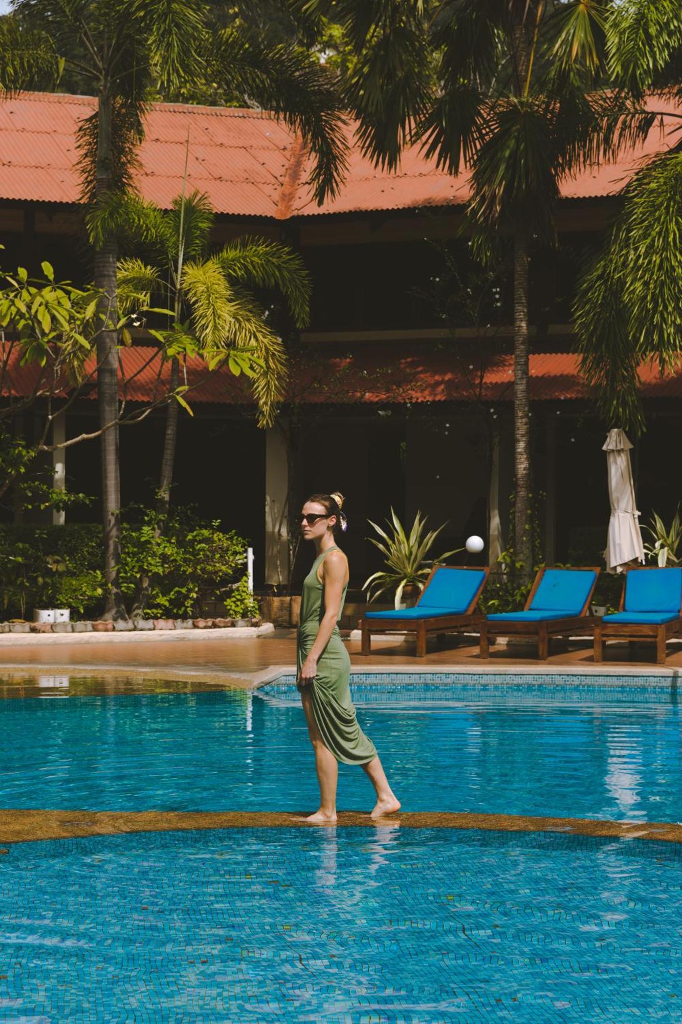 Kampong Pasir Bogak Pangkor Sandy Beach Resort מראה חיצוני תמונה