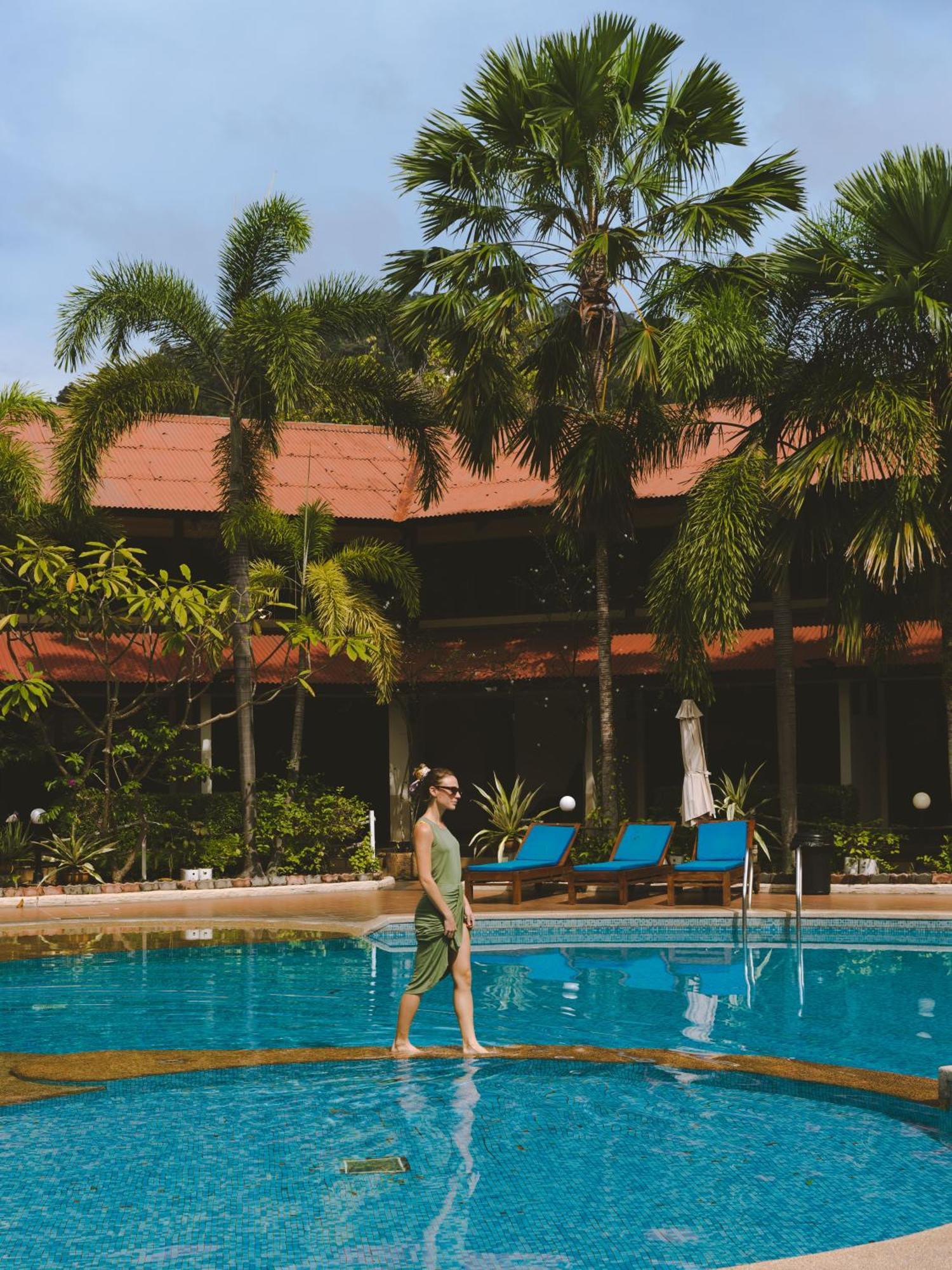 Kampong Pasir Bogak Pangkor Sandy Beach Resort מראה חיצוני תמונה