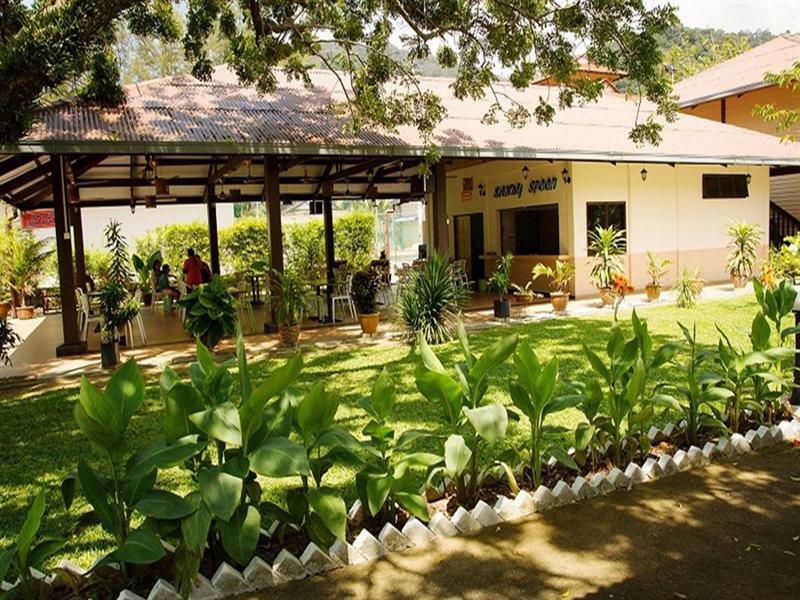 Kampong Pasir Bogak Pangkor Sandy Beach Resort מראה חיצוני תמונה